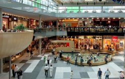 Shopping Centre In Vienna For Sale, Lease Agreements end 2023-2026, freehold
