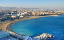Hotel 4* In Barcelona For Sale With 30 Rooms, Swimming Pool, Terrace and Car Parking